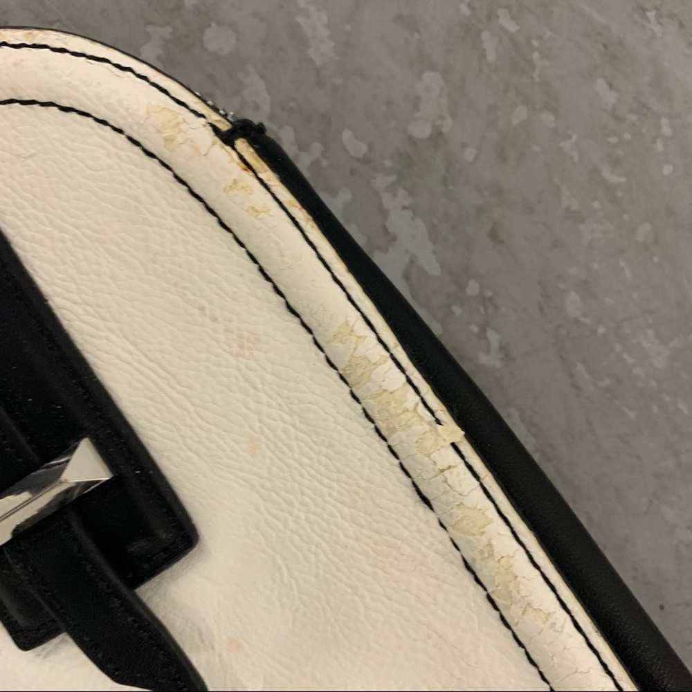 Designer purses bundle - Picture 7 of 9